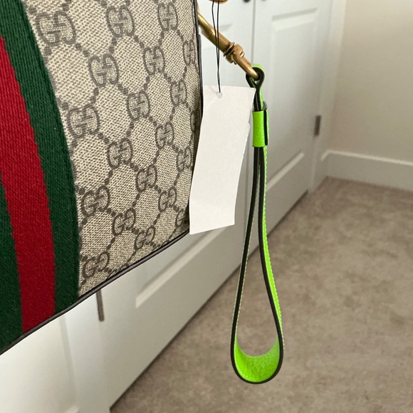 Gucci Ophidia Neon Crossbody & Wristlet w/Removable straps - Picture 5 of 16
